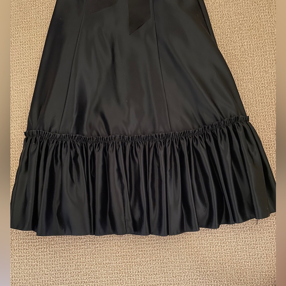 Black satin ball gown formal prom dress size 6 - Picture 14 of 16